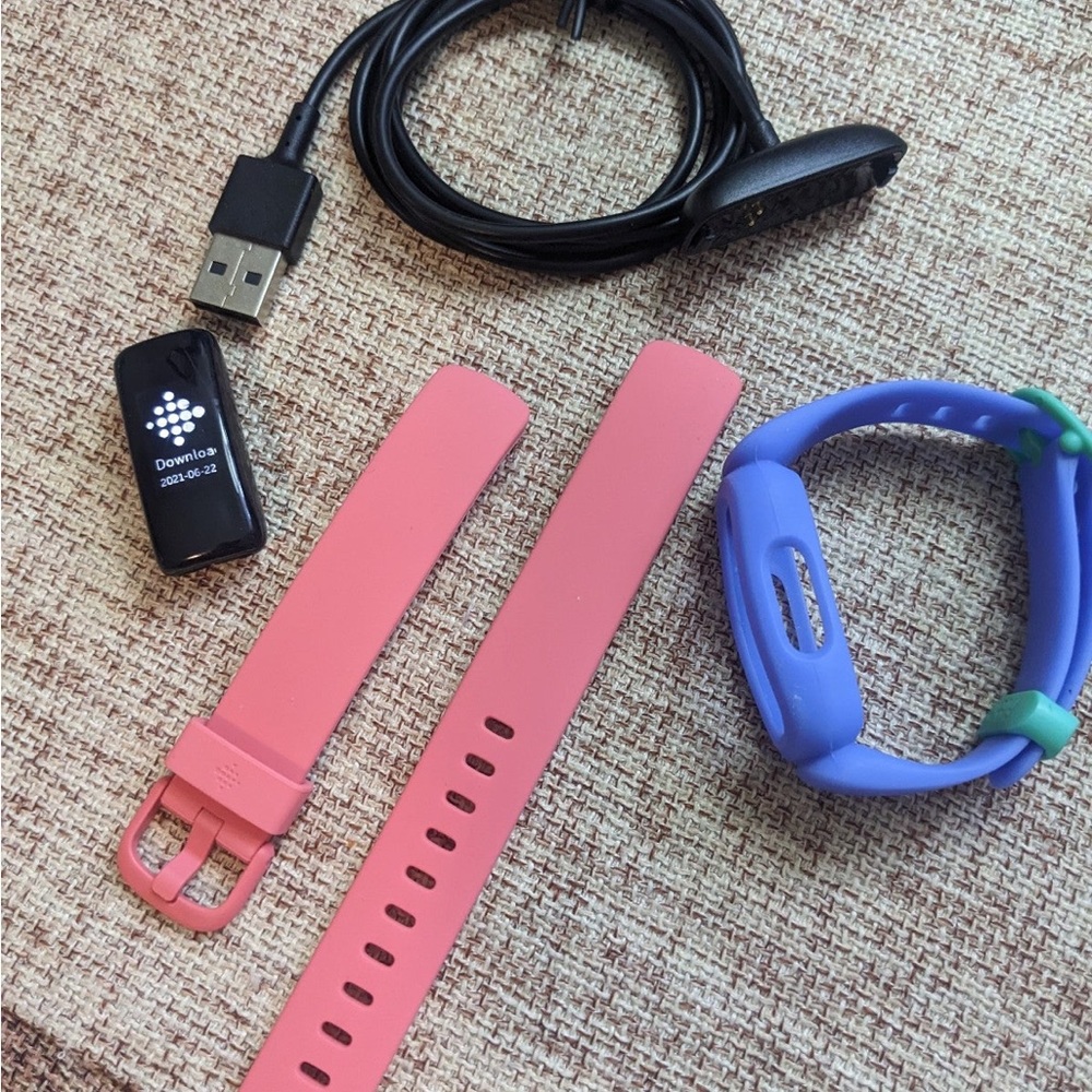 Fitbit Inspire 2 with charger & 2 bands